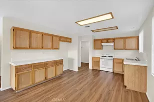 14813 Carter, Victorville, CA 92394 - Photo 16