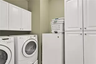 11885 Lamplighter, Oak Hills, CA 92344 - Photo 12