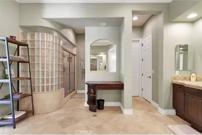 11885 Lamplighter, Oak Hills, CA 92344 - Photo 26