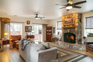 33303 Lakeview Dr, Arrowbear, CA 92382 - Photo 4