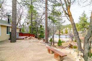 33303 Lakeview Dr, Arrowbear, CA 92382 - Photo 18