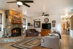 33303 Lakeview Dr, Arrowbear, CA 92382 - Photo 14