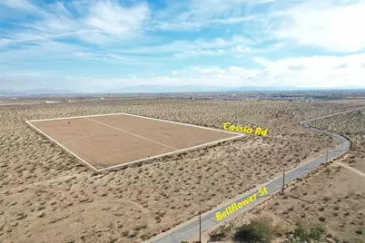 9 Bellflower Street, Adelanto, CA 92301 - Photo 22