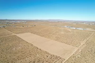 7 Jonathan St, Adelanto, CA 92301 - Photo 12