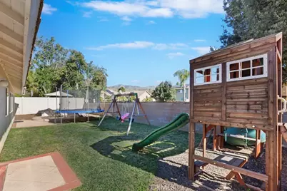 7787 Gold Buckle Court, Highland, CA 92346 - Photo 20