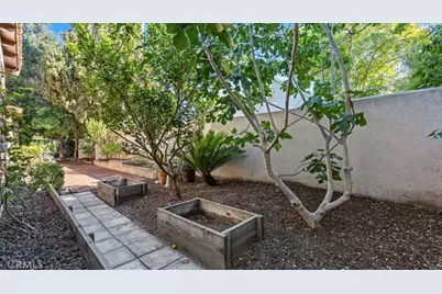 460 University Circle, Claremont, CA 91711 - Photo 38