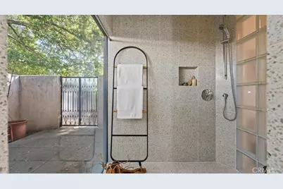 460 University Circle, Claremont, CA 91711 - Photo 24