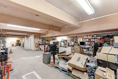 401 W 4th Street, San Bernardino, CA 92401 - Photo 38