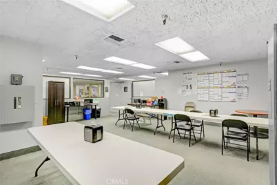 401 W 4th Street, San Bernardino, CA 92401 - Photo 46