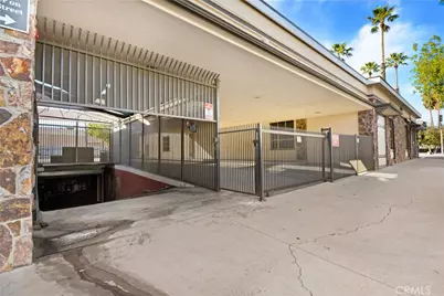 401 W 4th Street, San Bernardino, CA 92401 - Photo 40