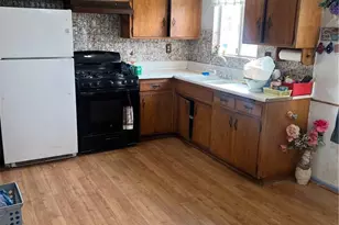 21865 Fox, Apple Valley, CA 92307 - Photo 8