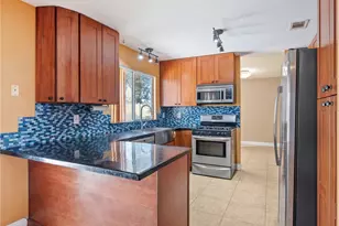 2425 Hyatt, San Bernardino, CA 92407 - Photo 10