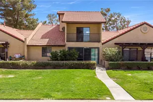 11730 Oak, Apple Valley, CA 92308 - Photo 2