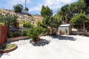 2717 Chadwick, Los Angeles, CA 90032 - Photo 28