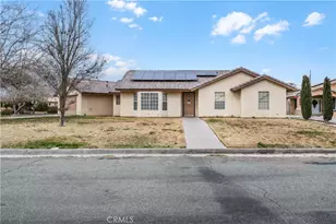 14926 Rivers Edge Rd, Helendale, CA 92342 - Photo 2