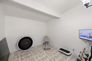 218 W Gragmont, Covina, CA 91722 - Photo 18