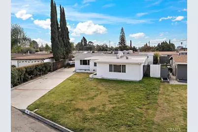 218 W Gragmont, Covina, CA 91722 - Photo 30