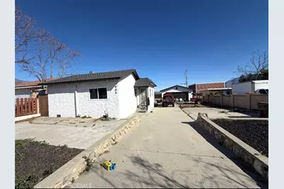 906 N Allen, Banning, CA 92220 - Photo 1