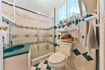 6315 Miramonte Boulevard, Los Angeles, CA 90001 - Photo 10