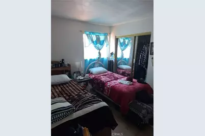 1031 S Ditman, Los Angeles, CA 90023 - Photo 10