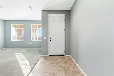 13269 Fremontia, Victorville, CA 92392 - Photo 4