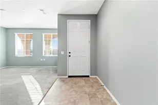 13269 Fremontia, Victorville, CA 92392 - Photo 4