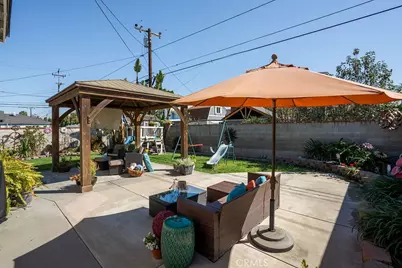 5526 Bonfair, Lakewood, CA 90712 - Photo 32