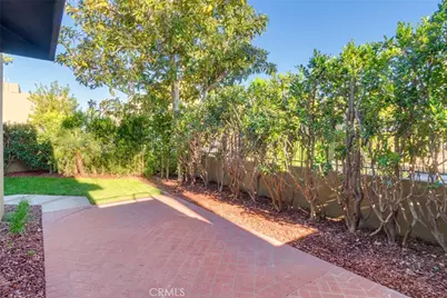 27811 Hazel, Mission Viejo, CA 92691 - Photo 4