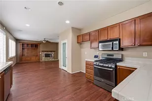 17891 Robusta Dr, Riverside, CA 92503 - Photo 16