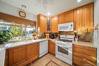 1799 Aspen Village Way, West Covina, CA 91791 - Photo 10