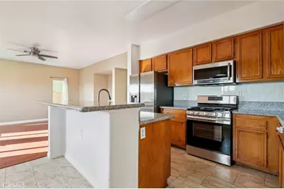 15015 Kitfox, Victorville, CA 92394 - Photo 20