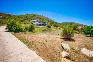 44196 La Cruz Dr, Temecula, CA 92590 - Photo 2