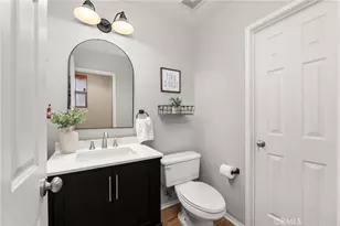 16422 Empire Lakes Ct, Fontana, CA 92336 - Photo 20