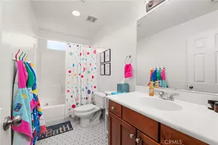 16422 Empire Lakes Ct, Fontana, CA 92336 - Photo 30