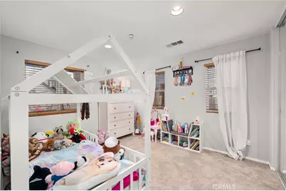 16422 Empire Lakes Court, Fontana, CA 92336 - Photo 28