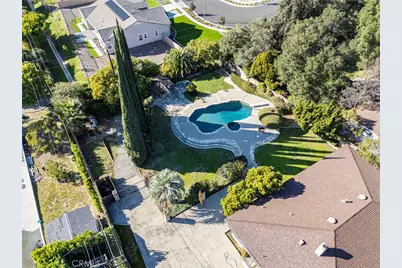 569 N Barranca Avenue, Glendora, CA 91741 - Photo 50