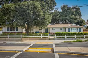 13689 Bryant St, Yucaipa, CA 92399 - Photo 2