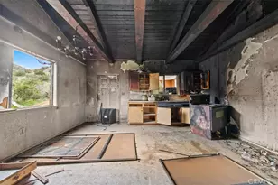 32301 Angeles Forest, Palmdale, CA 93550 - Photo 6