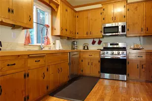 23950 Bowl Rd, Crestline, CA 92325 - Photo 24