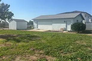 11180 Vernon, Chino, CA 91710 - Photo 14