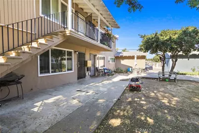 225 W Knepp, Fullerton, CA 92832 - Photo 8
