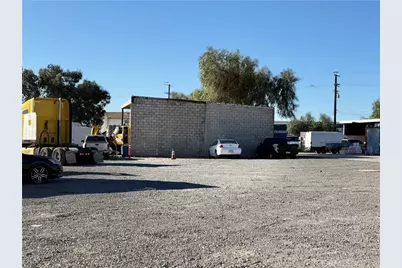 19438 Kendall, San Bernardino, CA 92407 - Photo 16