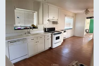 19438 Kendall, San Bernardino, CA 92407 - Photo 64