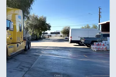 19438 Kendall, San Bernardino, CA 92407 - Photo 38