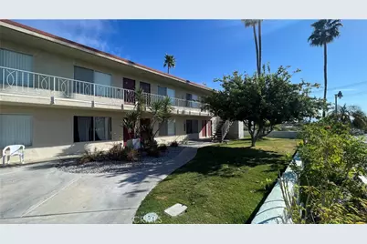 2303 N Indian Canyon Dr, Palm Springs, CA 92262 - Photo 16