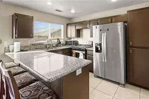 15460 Guava, Victorville, CA 92394 - Photo 12