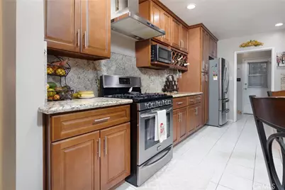 820 W Griswold Rd, Covina, CA 91722 - Photo 10