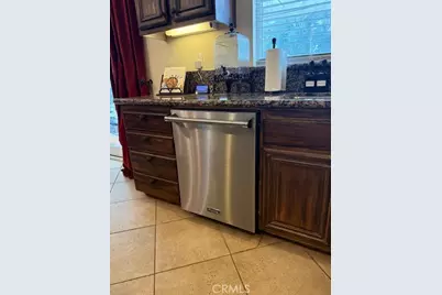 15519 Syracuse, Fontana, CA 92336 - Photo 18