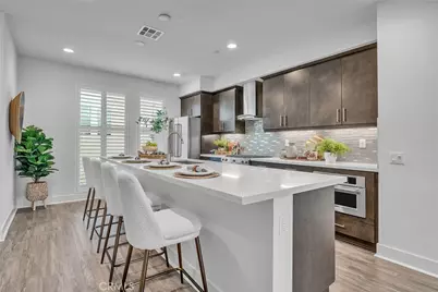 687 Doheny, Costa Mesa, CA 92627 - Photo 14