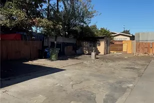 1359 E 108th, Los Angeles, CA 90059 - Photo 2